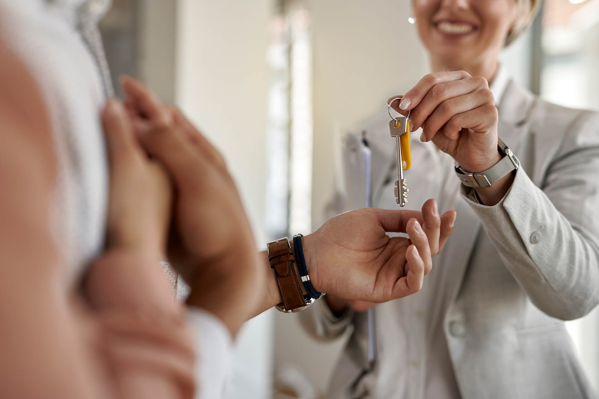 What is a real estate agent’s commission?